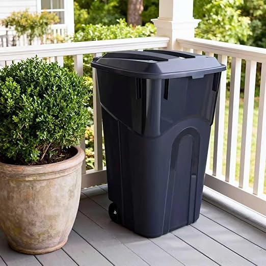 32 Gallon Wheeled Garbage Can, Attached Lid, Black