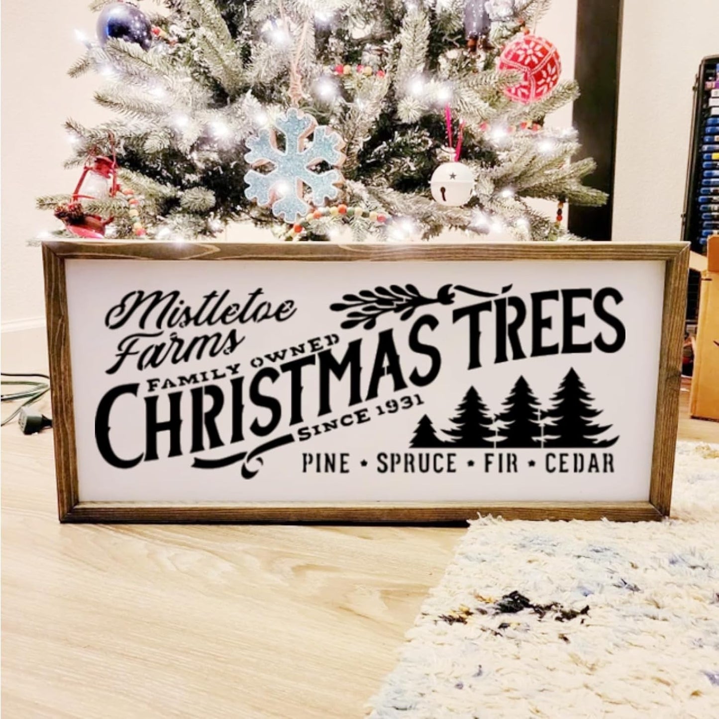 10 Pieces Large Christmas Stencils for Painting on Wood, Reusable Merry Christmas Stencil Candy Cane Christmas Tree Farm Template Holiday Stencils for Wood Sign DIY Crafts (10Pieces large christmas-1)