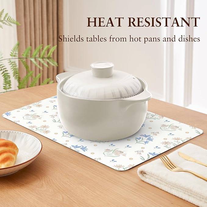QIYI Placemats Set of 6, 12x18 Inch Faux Leather Place Mats for Kitchen Dinning, Heat Resistant Anti Slip Floral Table Mats, Waterproof Wipeable Washable Placemat Party Table Décor, Minimal Flowers