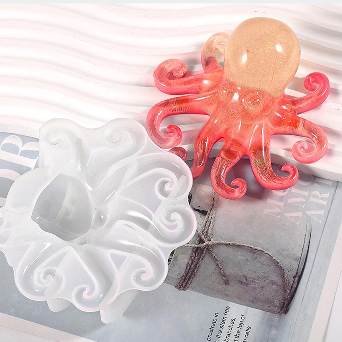 3 Pcs Marine Resin Molds Set Seahorse Octopus Crab 3D Animal Silicone Epoxy Molds for DIY Resin Concrete Desktop Aquariums Fish Tanks Ocean Animal Themed Home Decor Party Supplies Ideal Presen