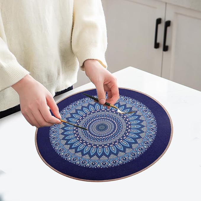 PIGCHCY Round Boho Placemats Set of 6, Rubber Heat Resistant Tabel Mats, Waterproof Washable Placemat for Dining Table Decoration (Deep Blue)
