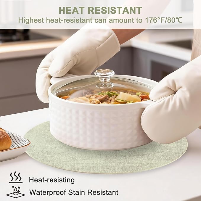 Round Faux Leather Placemats and Coasters, Set of 4, Reversible Heat Resistant Non-Slip Table Mats, Waterproof Wipeable Place Mats for Dining Table, Washable for Indoor & Outdoor (4, Light Green)
