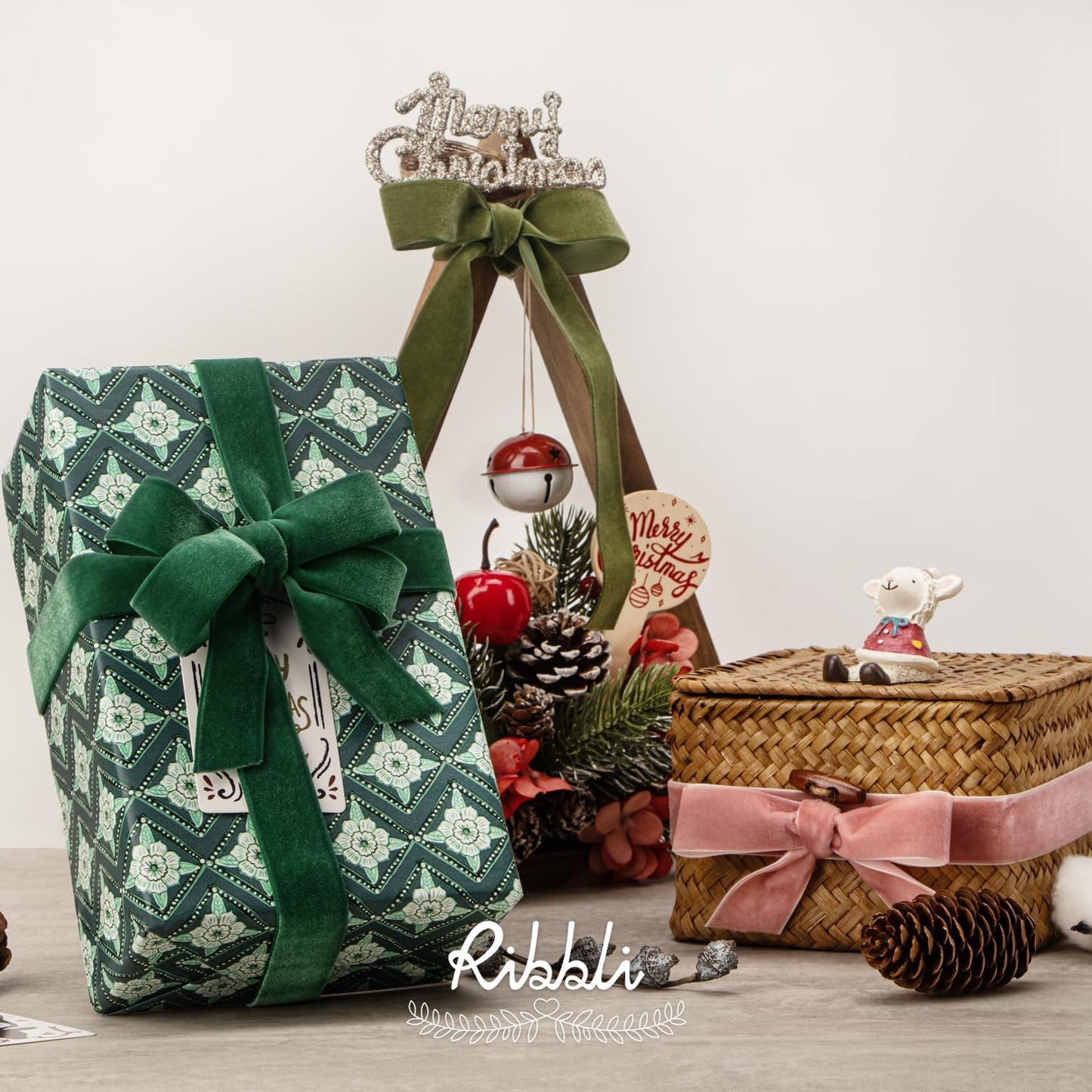 Ribbli Polyester Forest Green Velvet Ribbon,1 Inches,10-Yard Spool,Use for Choker,Gift Wrapping,Floral Bouquets, Boutonnieres