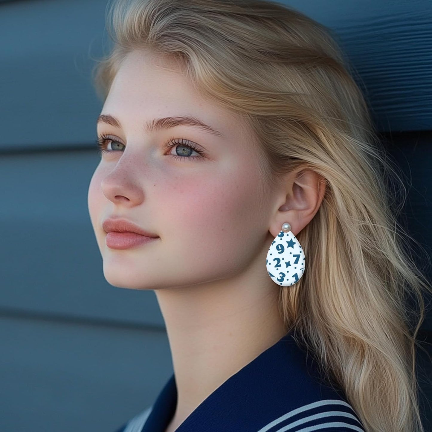 CHGCRAFT Numbers Pattern Polymer Clay Texture Sheet Stars and Paper Airplanes Silicone Texture Mat for Polymer Clay Making Earrings Jewelry DIY Crafts 5.5 × 5.5 Inch