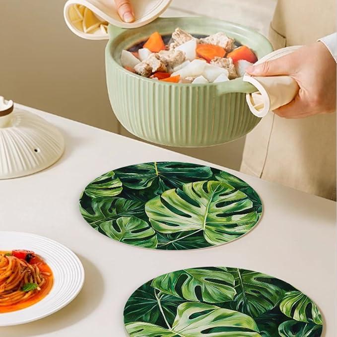 Faux Leather Placemats Set of 4,Tropical Green Leaves Ding Table Round Placemat Easy to Clean Heat-Resistant Waterproof Non-Slip Place Mats Kitchen Living Room Decoration,13inch