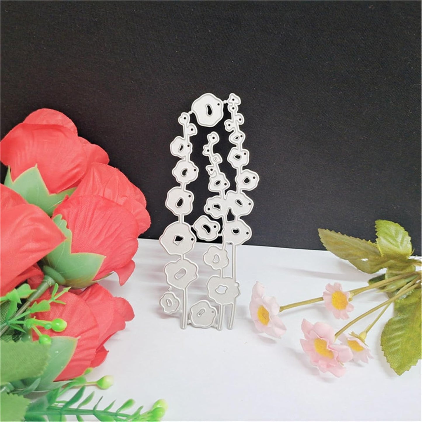 3D Background Cutting Dies Metal Stencils Scrapbooking Tools Flowers Lace Frame DIY Embossing Template for Paper Card Making Album Arts Crafts Supplies (Flowers Bunch-6.5x12cm)