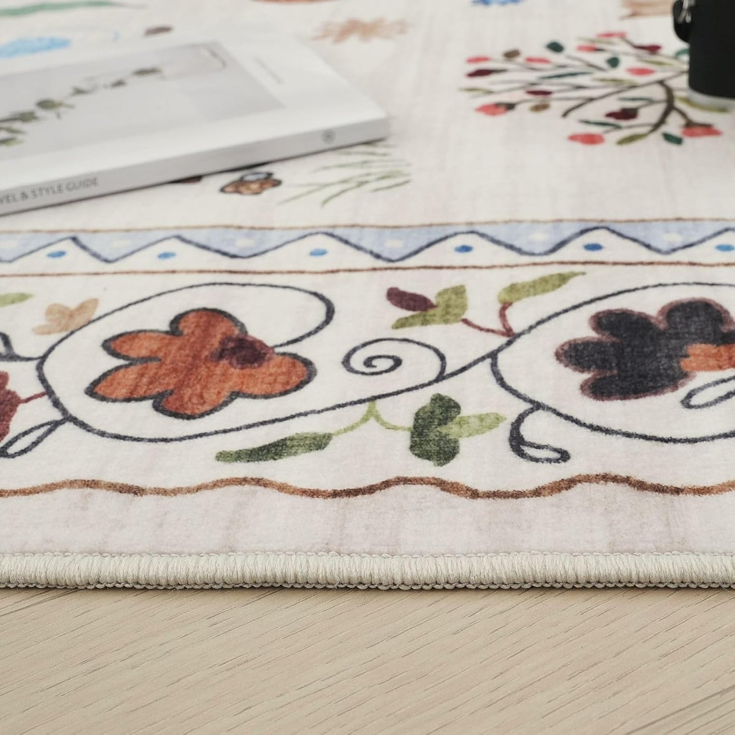 Rugcomf Round Rug 4ft Washable Circle Rug Non Slip Low Pile Boho Floral Animal Cat Small Circular Rug for Bedroom Bathroom Entryway Kids Room Office College Dorm, Beige