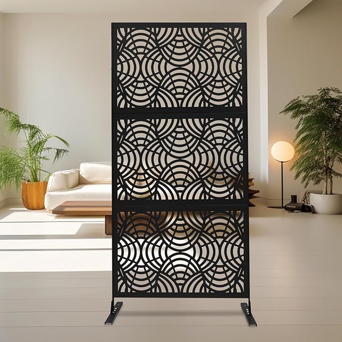 Metal Outdoor Privacy Screen with Stand,Freestanding Privacy Screen & Panels,Decorative Outdoor Divider with Stand Panels for Deck Patio Balcony (35.43 * 74.8in Black)