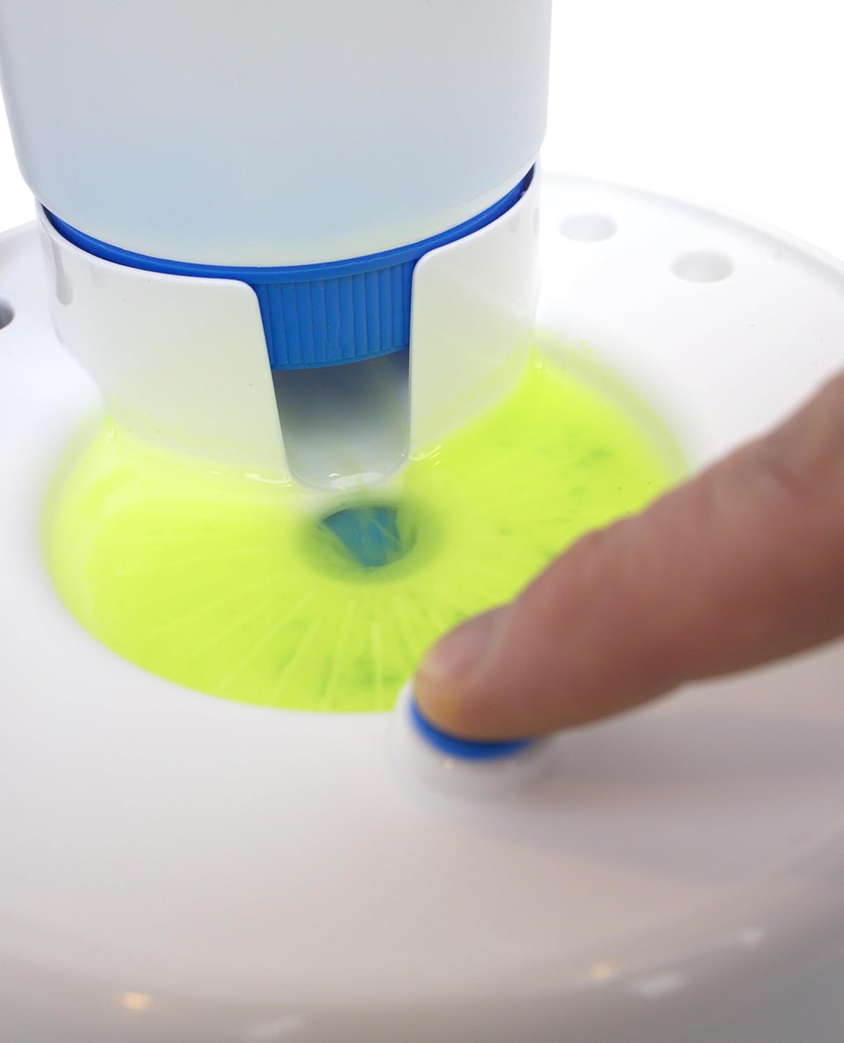 Masterson Paint Brush Water Cleaner, Fresh Water Rinse Well and Extra Rinse Well Bottle, Cleaning System for Acrylic, Watercolor, and Water- Based Paints Great for Studio, Classroom and Face Painting