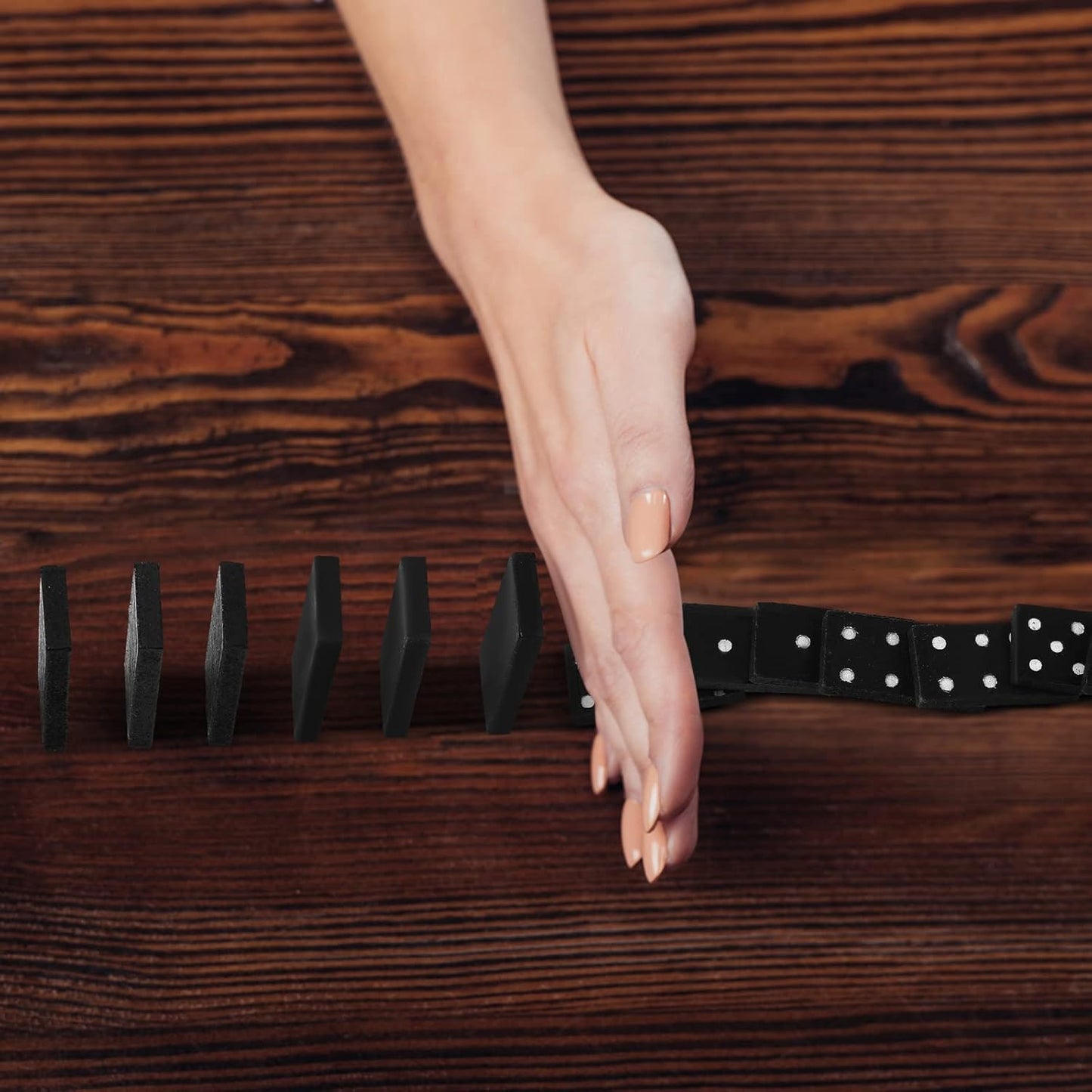 Hungdao 24 Pack Mini Dominos Set for Adults Bulk Double 6 Dominoes Wooden Miniature Classic Board Games Party Favor Travel Family Games Educational Toys with Wood Case Operation Christmas Item Gifts