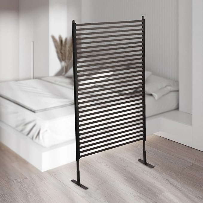 Metal Outdoor Privacy Screen,Freestanding Outdoor Divider Decorative Privacy Fence Screen,Freestanding Decorative Privacy Screen for Balcony Patio (Brown 90 * 180cm)