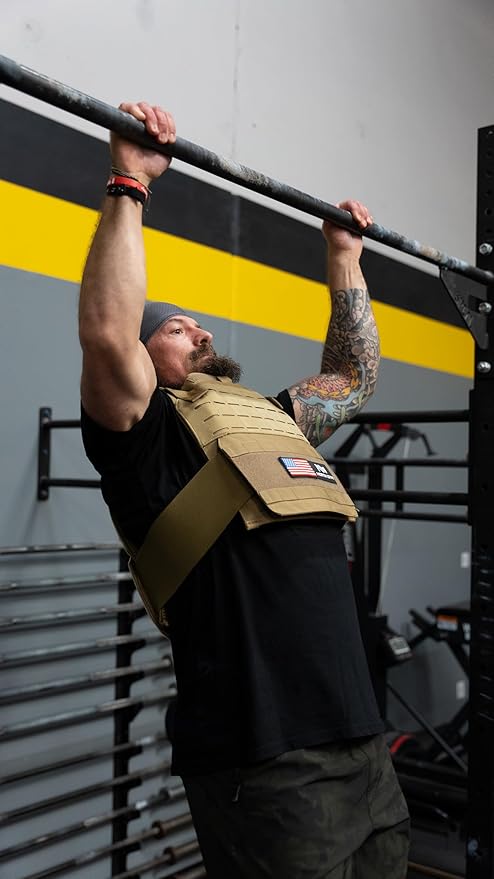 Northgym Adjustable Weighted Vest/Incl. 3D Weight Plates in 14lbs / 20lbs/ 30lbs/ 42.5lbs - Optimized Weight Distribution and with Curved Plates for Running, Functional Training and Working Out