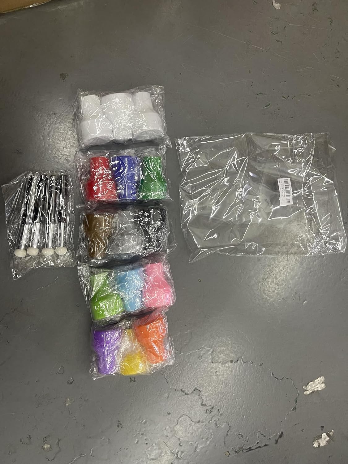 12PCS / Sets Ink Applicator with Storage Cases,Paper Pouncers for Direct Ink Application On Crafts Projects Easily,Inking Sponge for Stamp Ink Distressing, Blending Card Making Crafting Tools