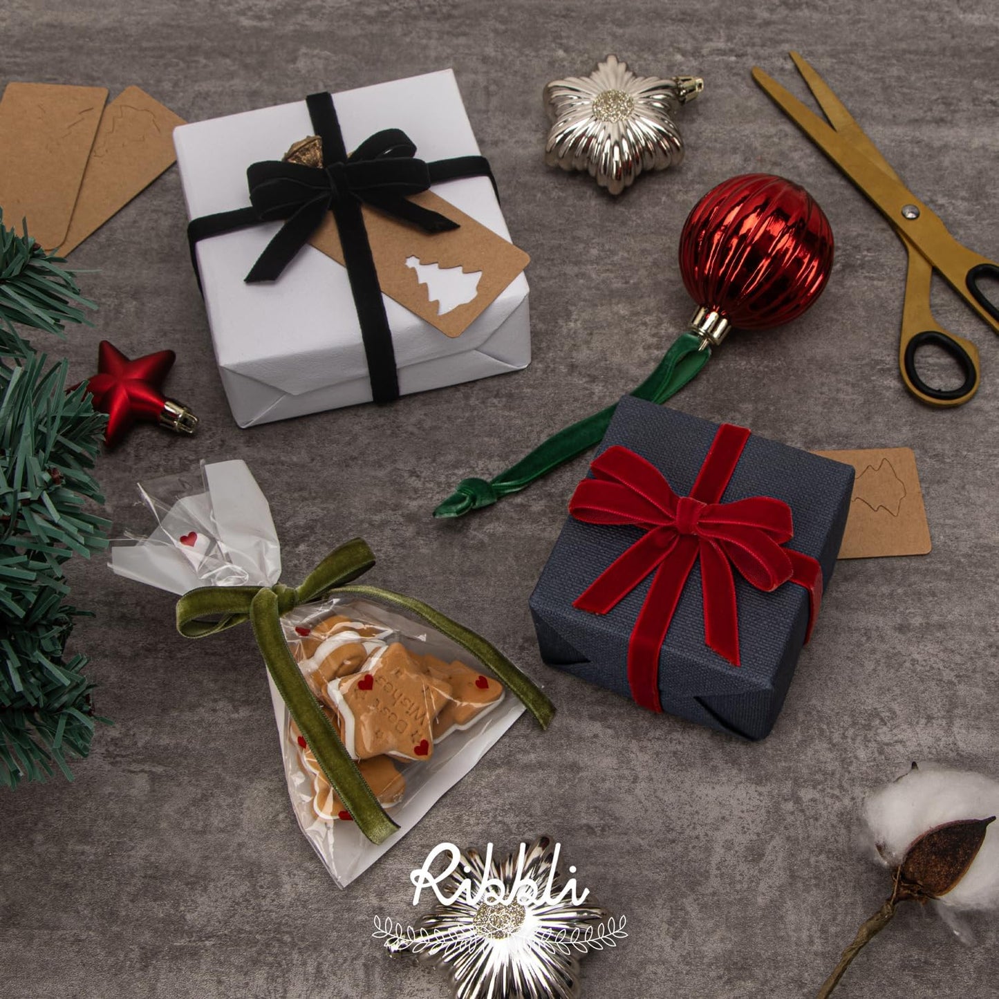 Ribbli Polyester Forest Green Velvet Ribbon,3/8 Inches,10-Yard Spool,Use for Choker,Gift Wrapping,Floral Bouquets, Boutonnieres