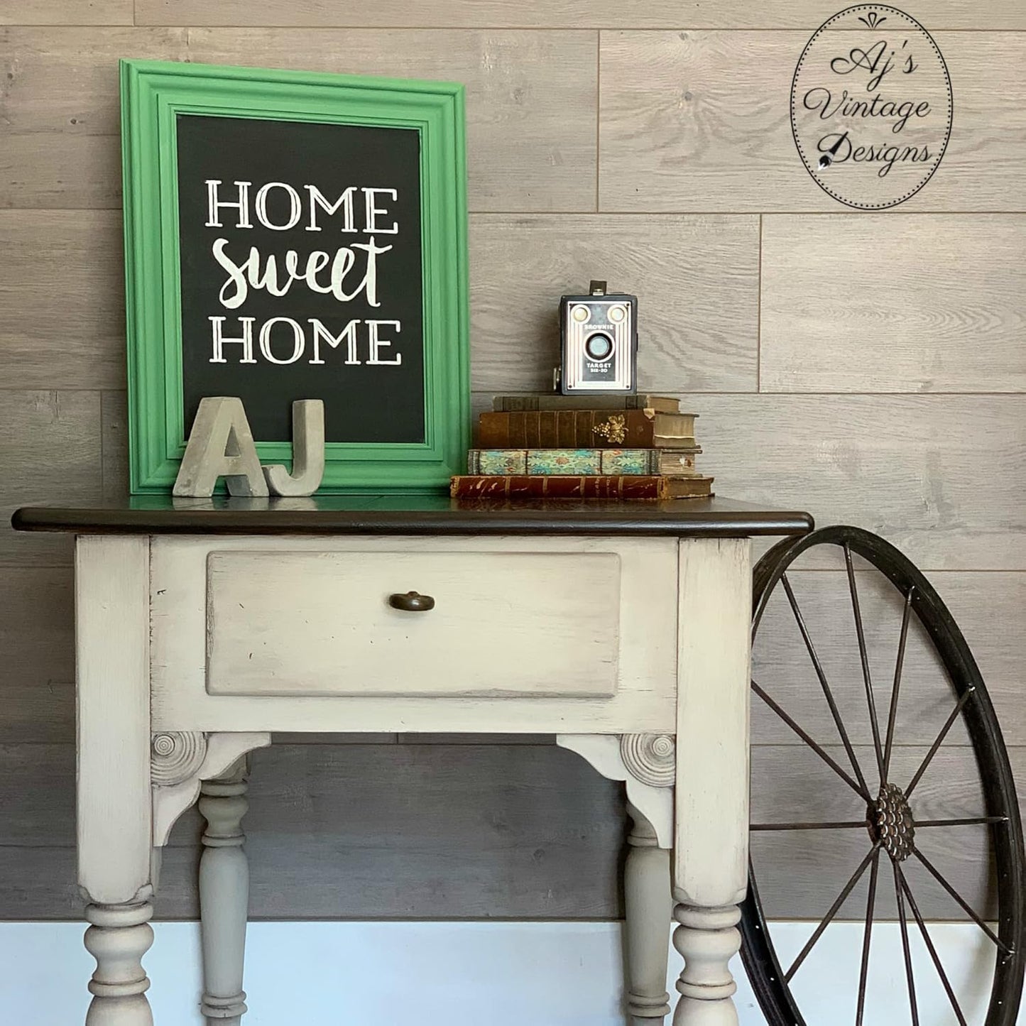 Dixie Belle Paint Company Chalk Finish Furniture Paint - Sand Bar (16oz) - Matte Neutral Tan Chic Chalk Mineral DIY Furniture Paint