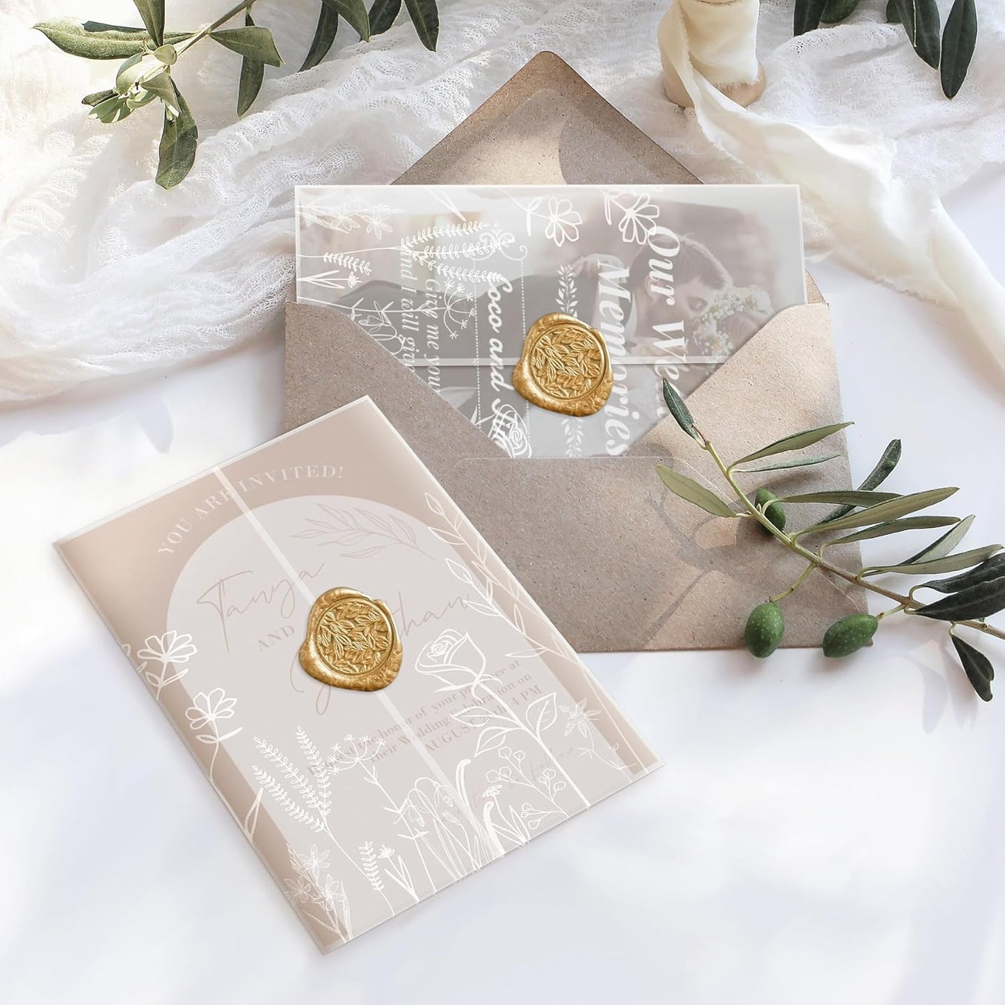 HAUTOCO 50 Pack Vellum Jackets for 5x7 Invitations, Pre-Folded Translucent 135GSM Vellum Paper Wraps, White Flower Envelope Liners Wedding Invitations Accessories