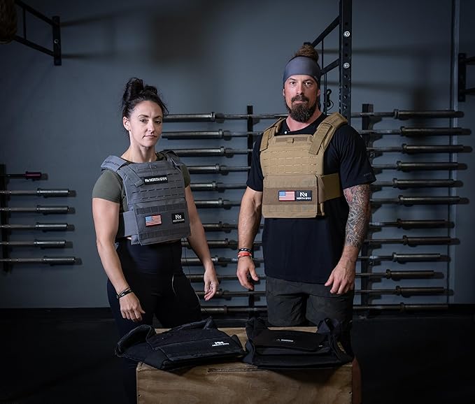 Northgym Adjustable Weighted Vest/Incl. 3D Weight Plates in 14lbs / 20lbs/ 30lbs/ 42.5lbs - Optimized Weight Distribution and with Curved Plates for Running, Functional Training and Working Out