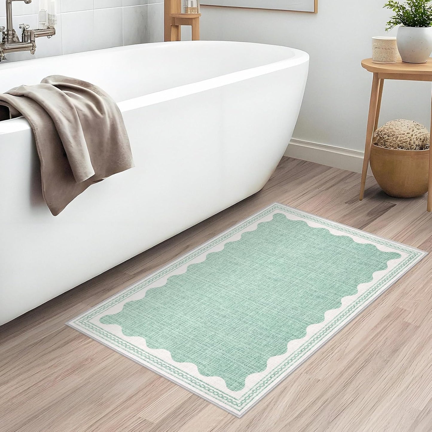 Scalloped Rug 2x3 Rugs for Entryway, Solid Green Rug Small Area Rugs Non Slip Scalloped Bath Mat, Washable Front Door Mat Indoor Entrance,Soft Girls Nursery Dorm Carpet for Bedroom Kitchen