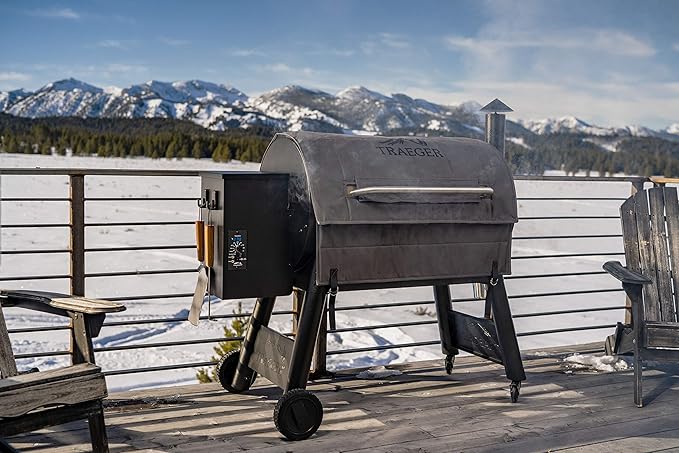 Traeger Grills BAC628 Pro 34 Insulation Blanket Grill Accessory, Grey