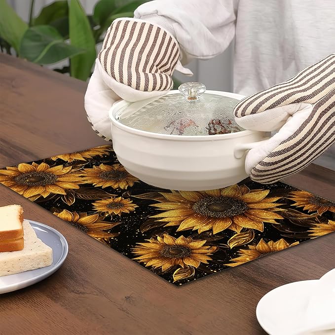 Placemats12x18 Inch,Sunflowers Placemats,Kitchen Dining Coffee Table Mats Set of 6 for Home Indoor Outdoor Party