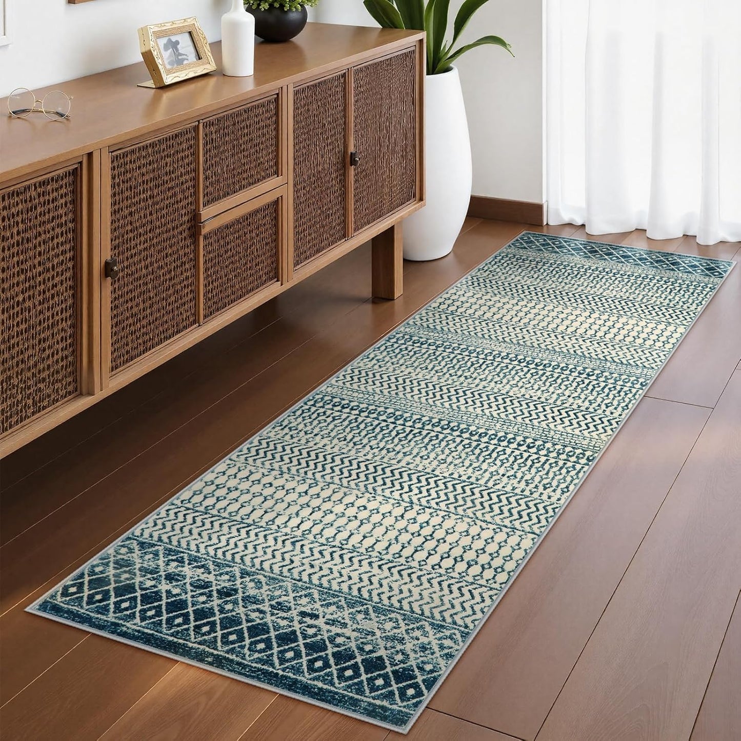 Moroccan Runner Rug 2'6''x8', Non Slip Hallway Runner Rugs for Kitchen Floor, Soft Low-Pile Entry Way Rugs Indoor Floor Carpet for Bedroom Bathroom Laundry Room