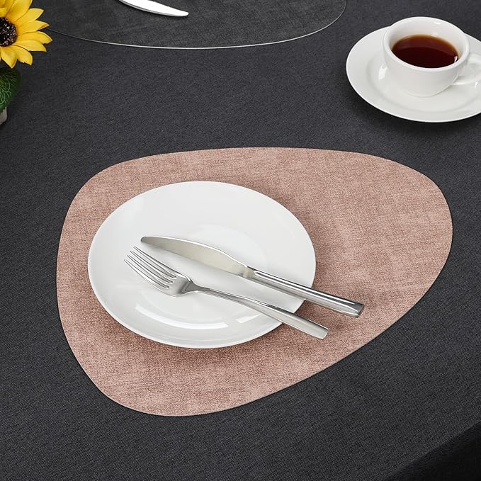 Placemats and Coasters, Washable Reversible Placemats Round Faux Leather Wipeable Place Mats Non Slip Heat Resistant Indoor Outdoor Table Mats (Set of 4, Gray Pink)