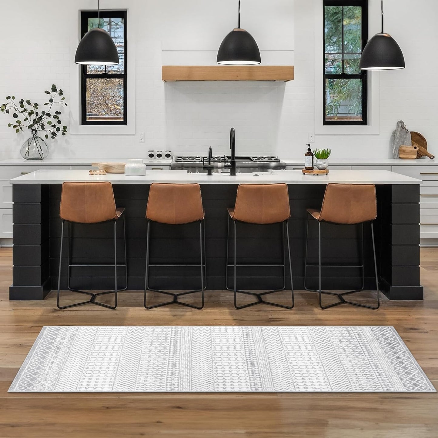 Moroccan Washable Rug Runner, 2x8 Ultra Soft Non-Slip Vintage Kitchen Rugs Runner for Hallway, Washable Laundry Room Rug Distressed Floor Carpet for Entryway Kitchen Bathroom Bedroom