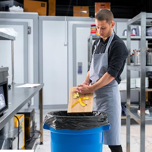 PRO&Family Commercial Round Trash Can with Lid and Dolly Rolling Waste Container, Ingredient Bin, Heavy-Duty Plastic, Anti-Static, Kitchen, Office, Outdoor Use (Blue, 32 Gallon)