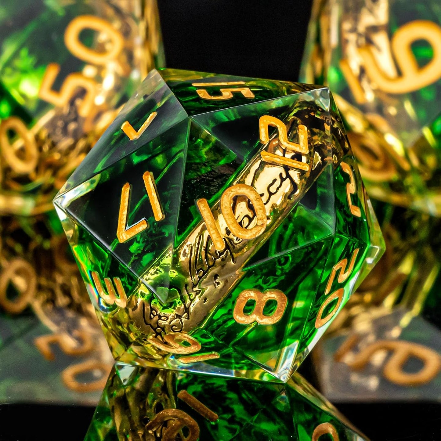 OUKELANWO Magic Lord Rings DND Dice Set with Box, 7Pcs Resin LOTR D&D Dice Set for Role Playing Game, Green Gold Dungeons Dragons D and D Sharp Edge Dice D20 D12 D10 D8 D6 D4
