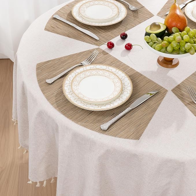 SHACOS Round Table Placemats Wedge Placemats Set of 8 Woven Vinyl Curved Table Mats Washable Indoor Outdoor (8, Tan)