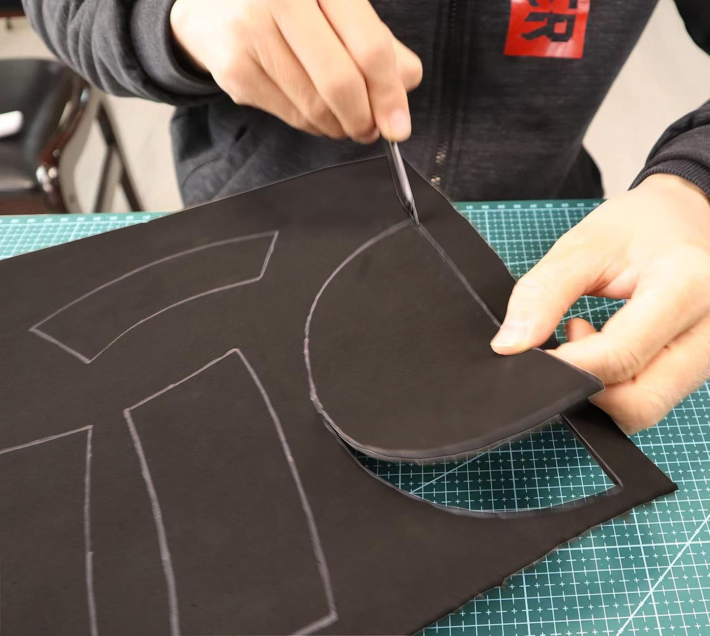 OISAKLD EVA Foam 2mm-10mm 13.7"×39" Craft Foam Sheet 74 kg/m³ Cosplay Foam for Craft Model Cosplay 10mm