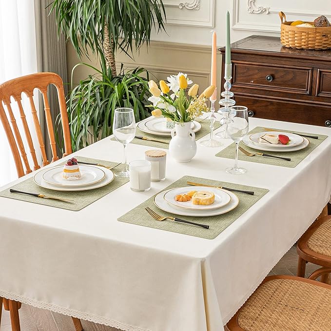 Romanstile Vinyl Placemats Set of 4-12 X 17 Inch - Heat Resistant Place Mats 100% Waterproof Oilproof Wipeable Reversible Faux Leather Table Mats for Kitchen, Dining, Party, Outdoor, Grass Green