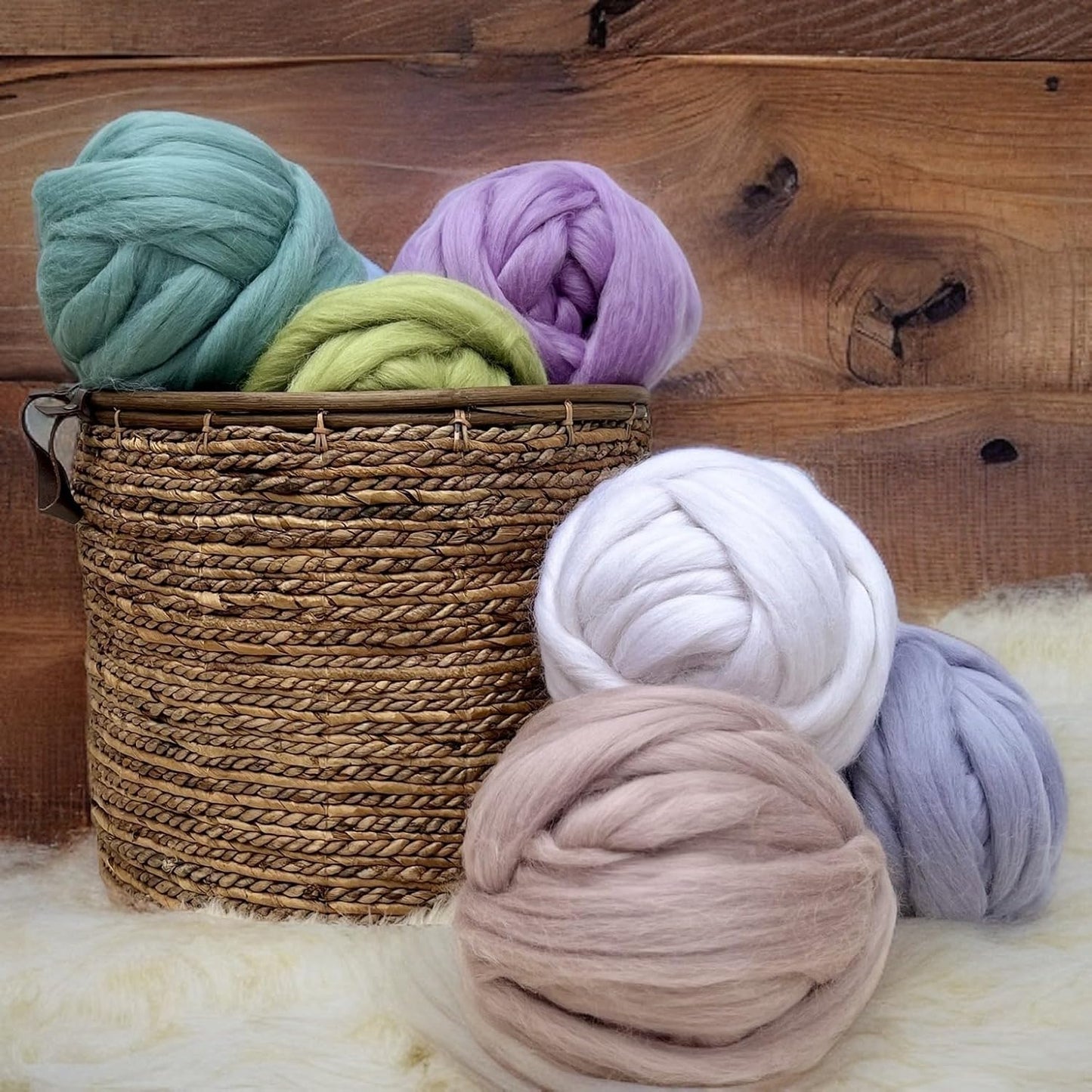 Revolution Fibers Dyed Corriedale Wool | 8.2 Ounces of Premium Combed Wool Top | 26 Micron, 100% Pure Corriedale Wool Roving, Ethically Sourced (Mink Brown)