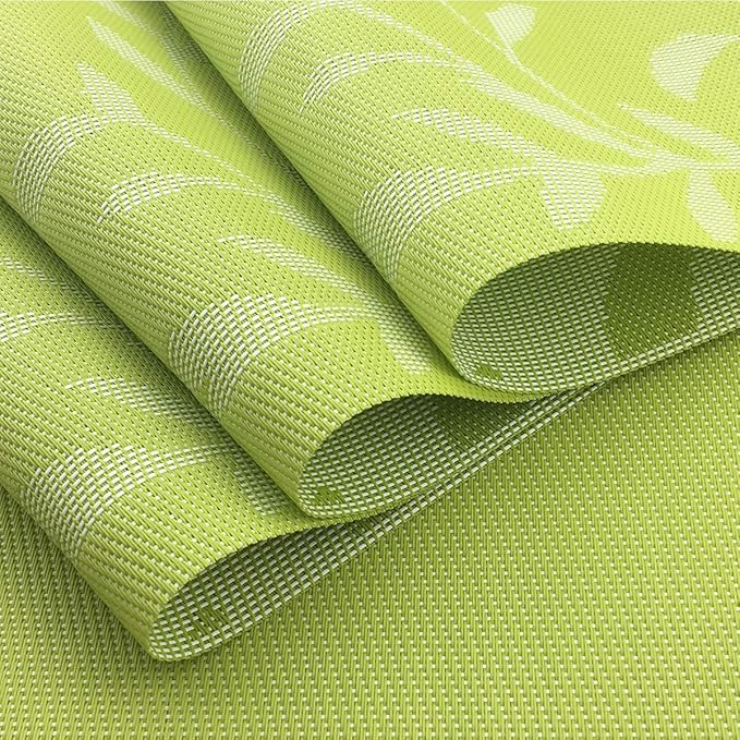 Gugrida Place Mats PVC Set of 6, Table Placemats Set of 6 PVC Woven Vinyl Place Mats Table Mats Natural Color (6 pcs, Green Leaves)