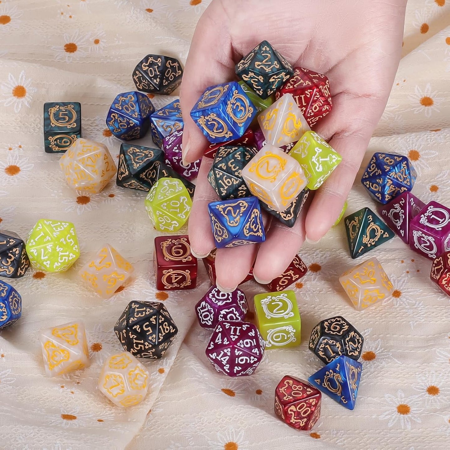 CiaraQ DND Dice Sets - 49pcs Polyhedral Dice, 7 Sets D&D Dice with Pouches, D4 D6 D8 D10 D% D12 D20 Dice for Dungeons and Dragons DND RPG MTG Table Games