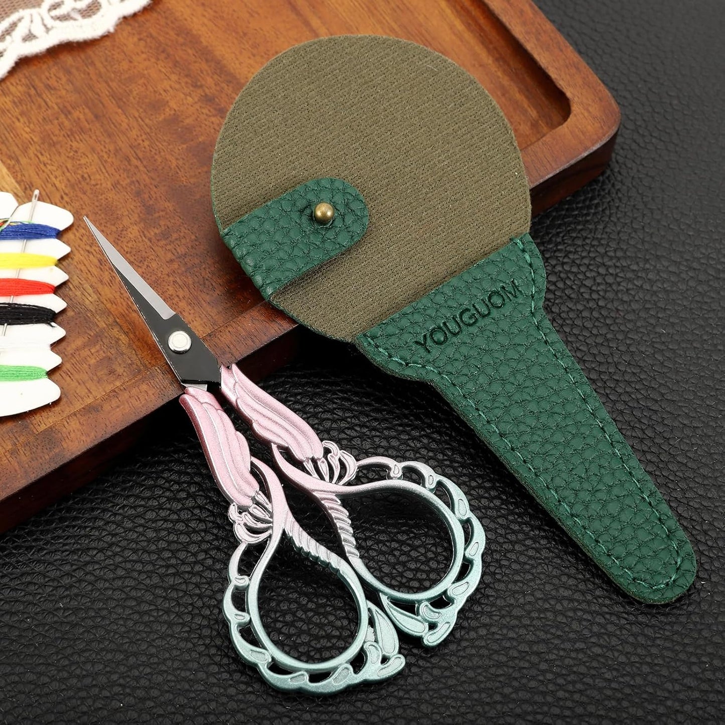 Sharp Detail Scissors with Case Embroidery Sewing Crafting Scissor for Needlework Threading Craft Artwork DIY Tools, Little Crocheting Shears Pink