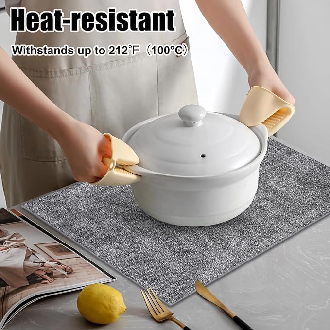 Homaxy Faux Leather Heat Resistant Placemats for Dining Table Set of 4, Waterproof Wipeable Washable PU Table Mats, Easy to Clean Anti-Slip Place Mats, 11.8" x 17", Black & White