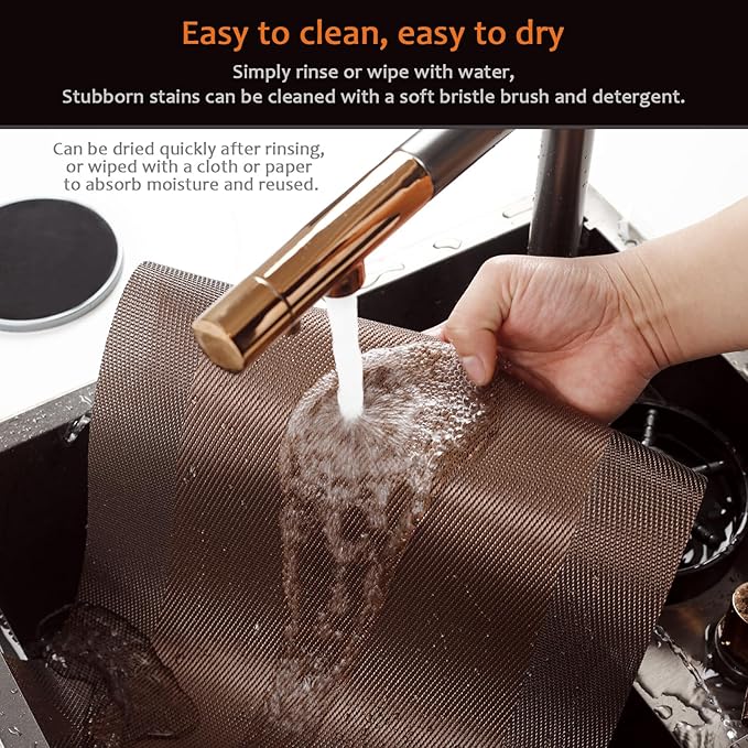 Placemats Set of 8 Washable&Wipeable Place mats for Dining Table Kitchen Indoor Outdoor Table Mats Heat Resistant Non Slip Woven Vinyl Table Placemats (Brown，8PCS)