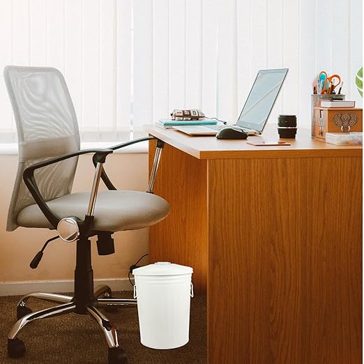Wakauto Round Trash Can with Lid 8L Kitchen Waste Container Metal Recycling Bin for Bedroom Outdoor Office Home Use Beige