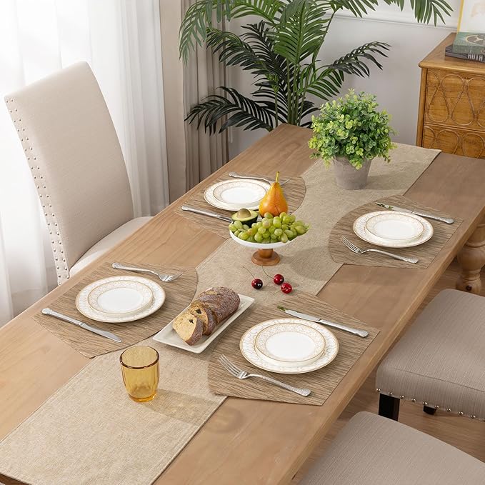 SHACOS Round Table Placemats Wedge Placemats Set of 8 Woven Vinyl Curved Table Mats Washable Indoor Outdoor (8, Tan)