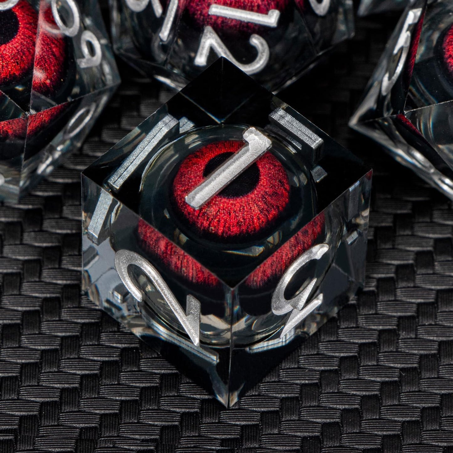 ARUOHHA DND Resin Dice Dragon Eye Dice Liquid Core Red Sharp Edged Dice Set with Gift Box, Polyhedral D and D Dice Set Role Playing Game D20 D12 D10 D8 D6 D4