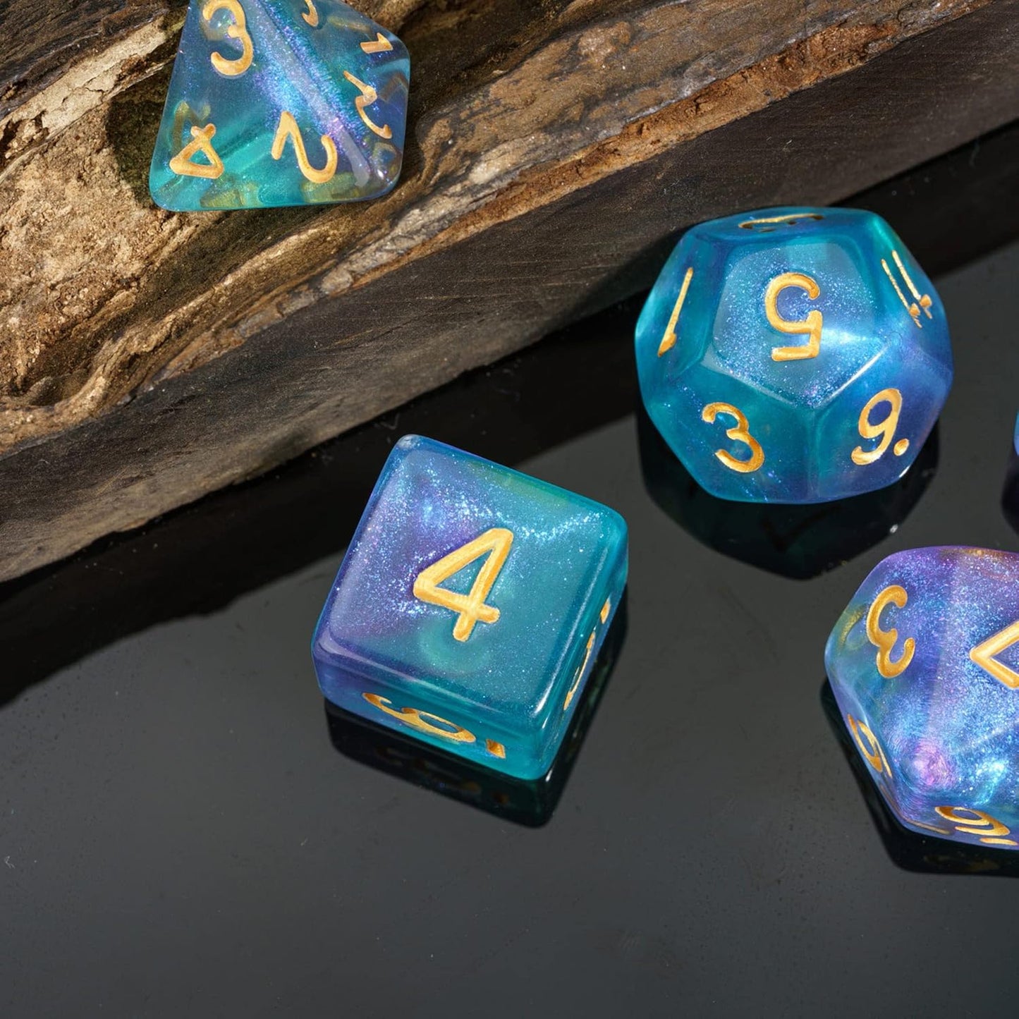 7-Die DND Dice Set Polyhedral Dice Set with a Leather Dice Bag, D&D Dice Set for Dungeons and Dragons, RPG Table Games (Purple Cyan/Glitter)