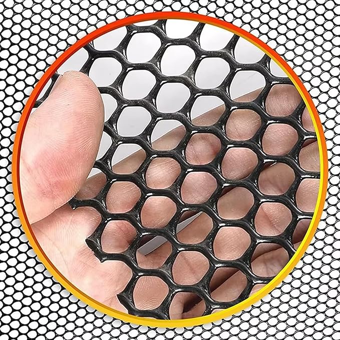 Plastic Wire Mesh Fence, Black Safety Fence Balcony Protection Net 39.3 Inch X 32.8FT Poultry Fence Roll for Garden Chicken Rabbit Construction Barrier(Size:1x20M - Mesh 1.8cm)