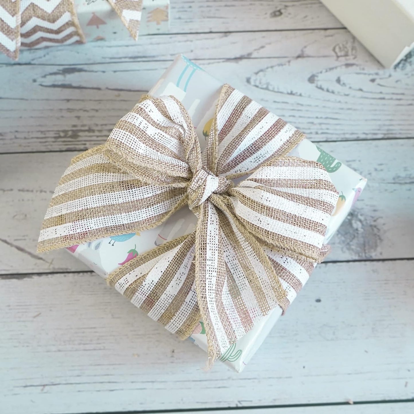 MEEDEE Burlap Wired Ribbon with White Stripe - 2.5 Inch Wired Ribbon for Cakes, Gift Baskets, Wreaths, Rustic Decor, Baby Showers, Beach, Farmhouse, 10 Yards