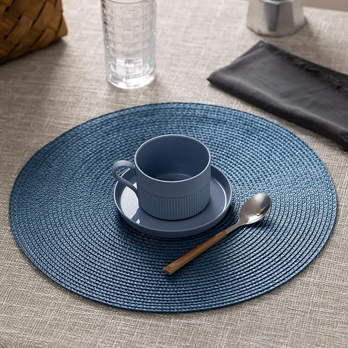 Round Placemats Set of 8 Plastic Woven Placemats Washable Wipeable Table Mats for Dining Table Heat Resistant Non-Slip Circle Place Mats (Royal Blue)
