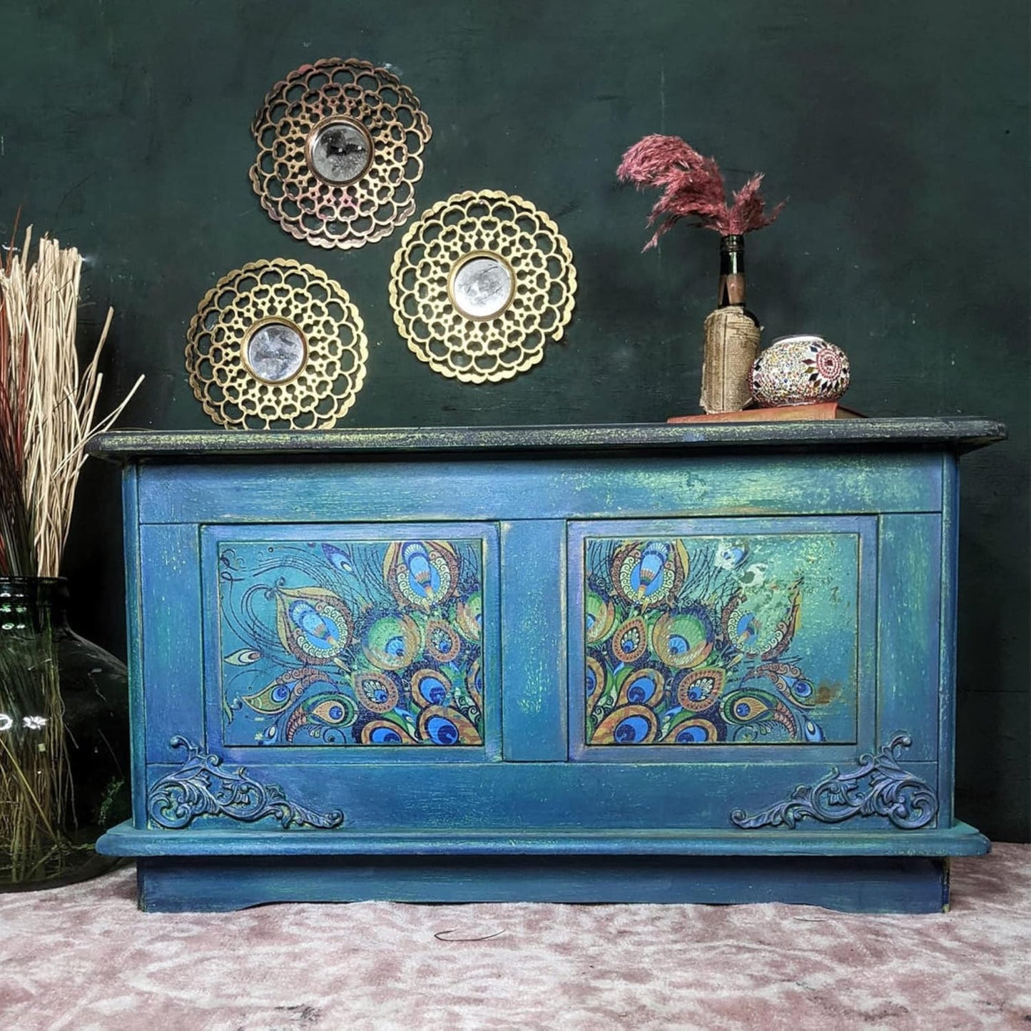 Dixie Belle Paint Company Chalk Finish Furniture Paint - Peacock (16oz) - Matte True Teal Chic Chalk Mineral DIY Furniture Paint