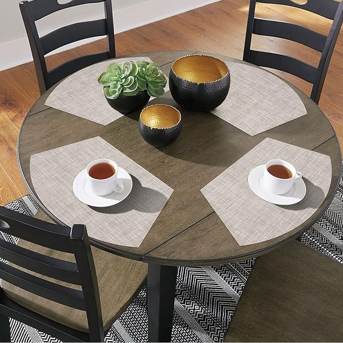 SHACOS Small Round Table Placemats Wedge Shaped Placemats Set of 4 Heat Resistant Wipe Clean Indoor Outdoor (4, Beige White Black)