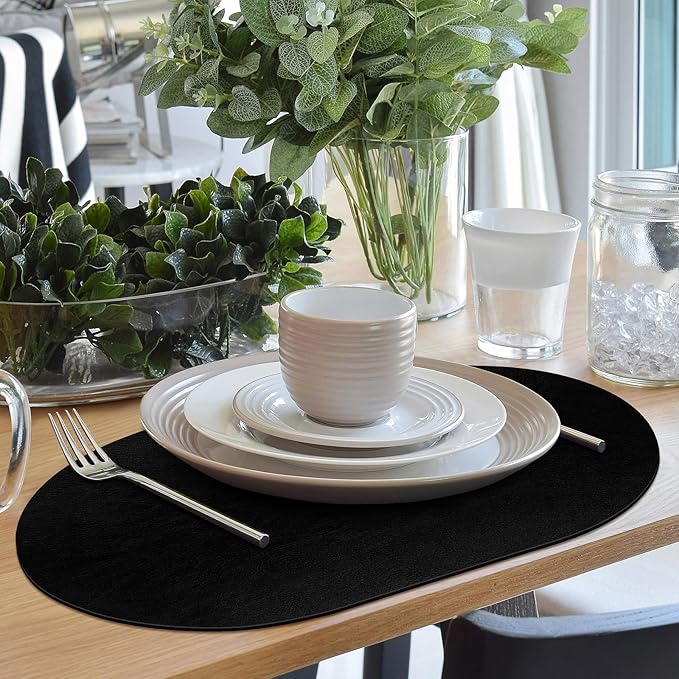 ADRIMER Placemats, Heat Resistant Oval Placemats Set of 8 Washable 12 x 17 Inch, Waterproof Table Mats, Wipeable Pu Place Mats for Kitchen, Dining Room, Black