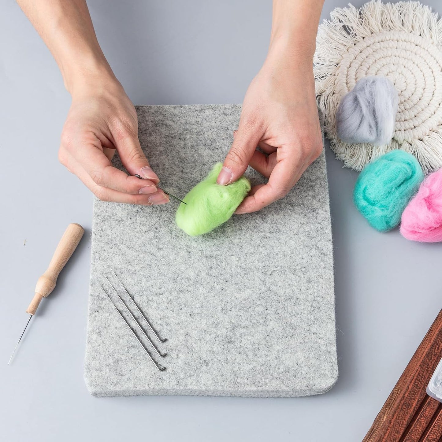 Amylove 4 Pcs Needle Felting Pad Needled Felting Mat Wool Supplies Thick Firm Base Woolen Block for Beginners Crochet Knitting Projects Kit Tool, Gray (8 x 10 x 1 Inch)