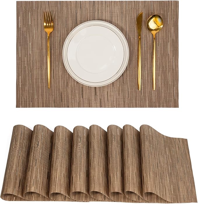 Placemats Set of 8，Non-Slip PVC Weave Table Mats Easy to Clean，Heat Resistant Place Mats for Kitchen Dining Table Decoration Indoor Outdoor，Light Brown